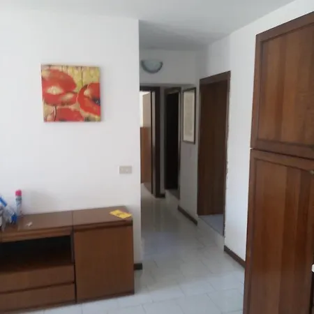 Panorama 400 Turistici Апартаменты *